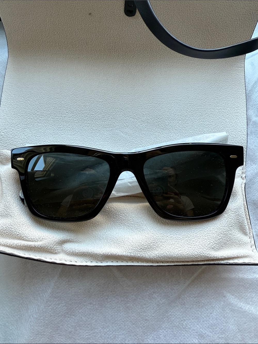 Oliver Peoples N.04 Sun in Black